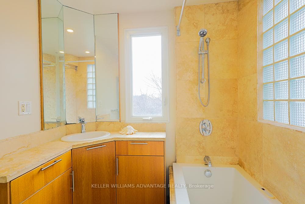 67 Oakcrest Avenue photo 25