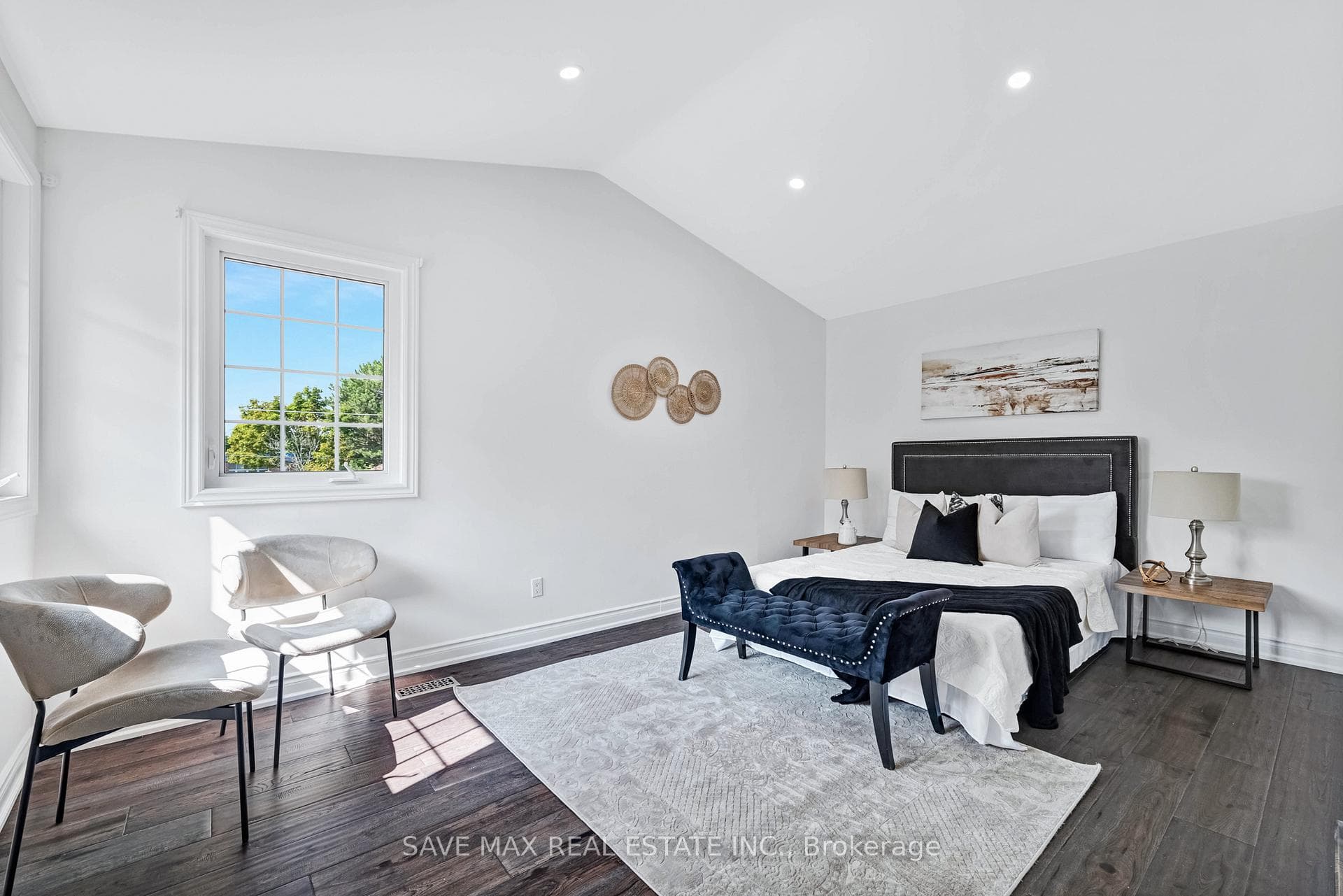 145 East Avenue photo 16