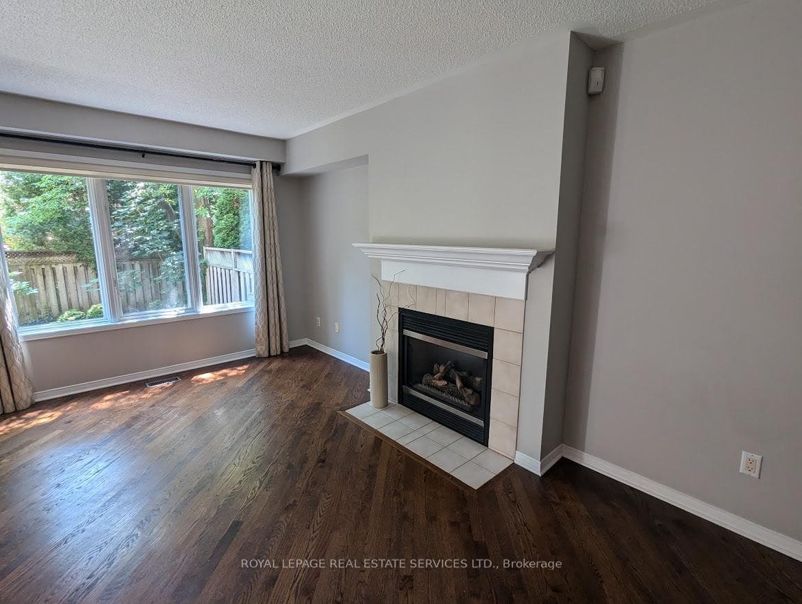 1084 Queen Street Unit 47B photo 6