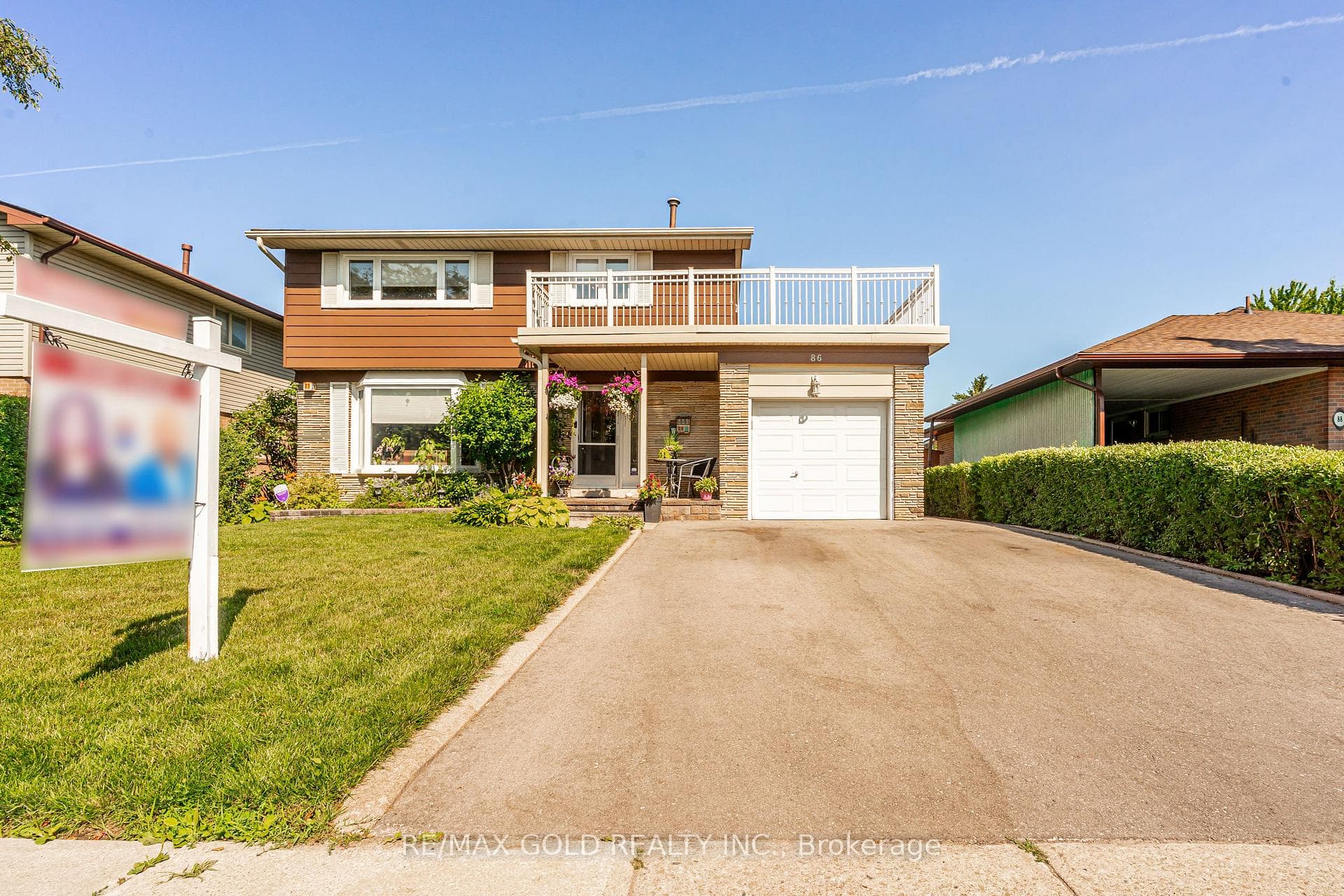 86 Clarence Street photo 1