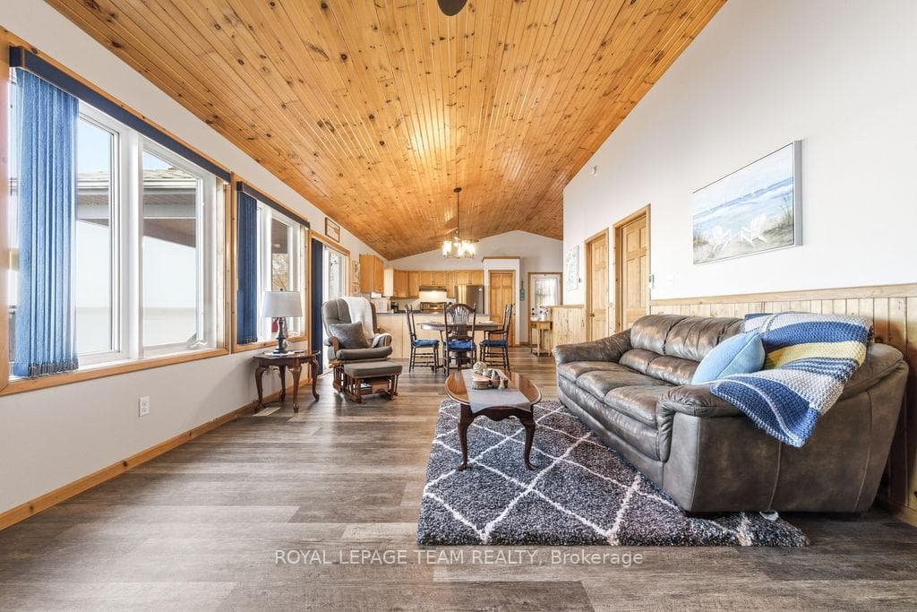 9 Mcnee Drive photo 29