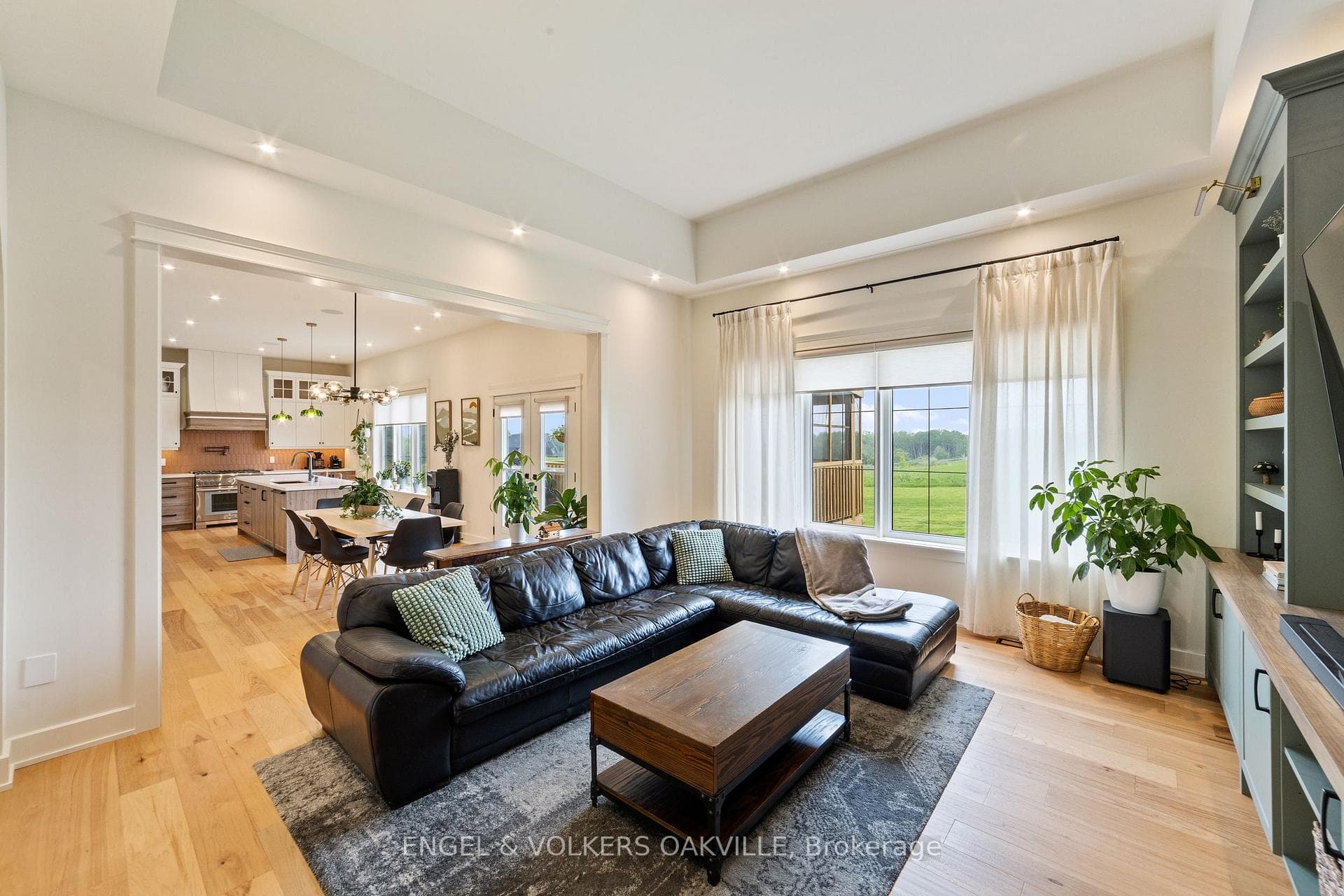91 Logan Road photo 15
