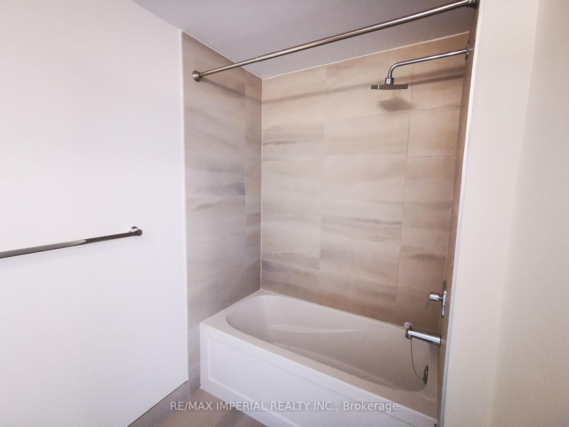188 Fairview Mall Drive Unit 2609 photo 2