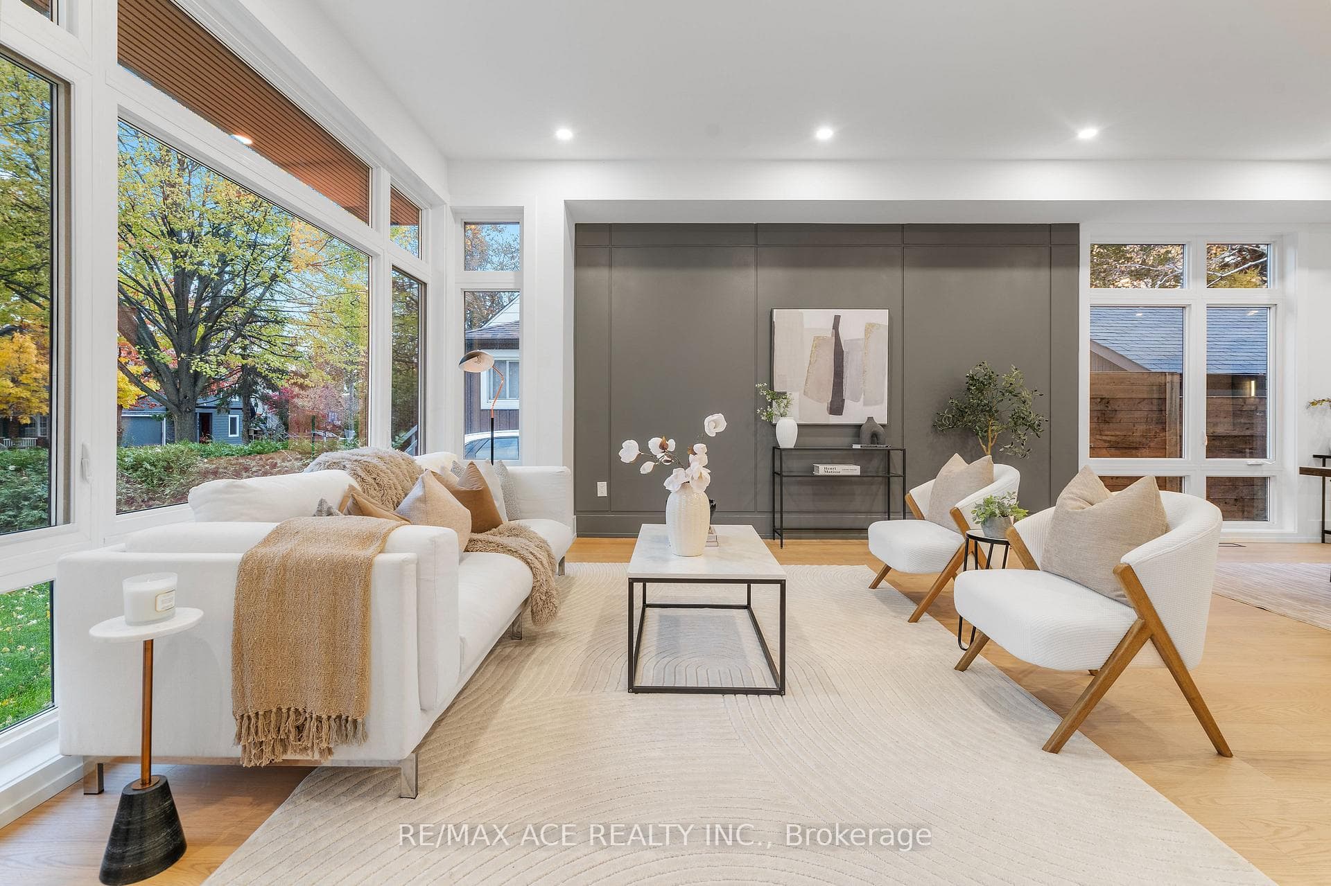 175 Harewood Avenue photo 18