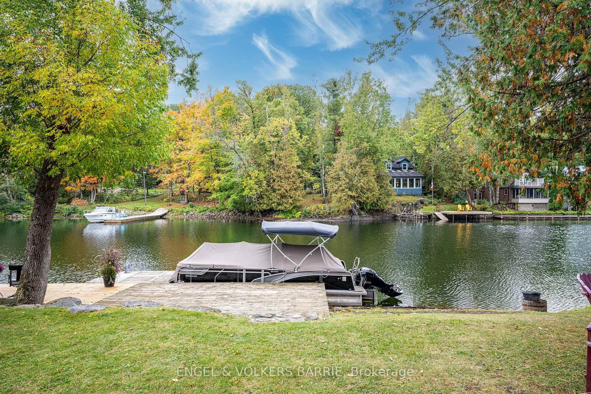1123 Severn River Road photo 4