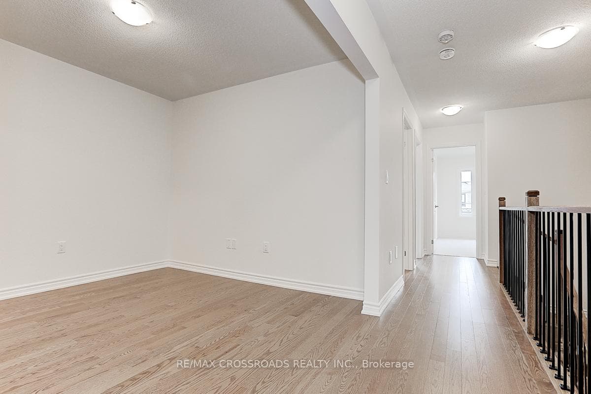 53 Velvet Drive photo 30