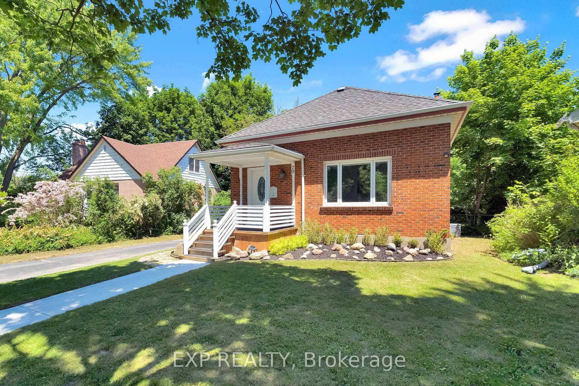 79 Heather Place photo 1