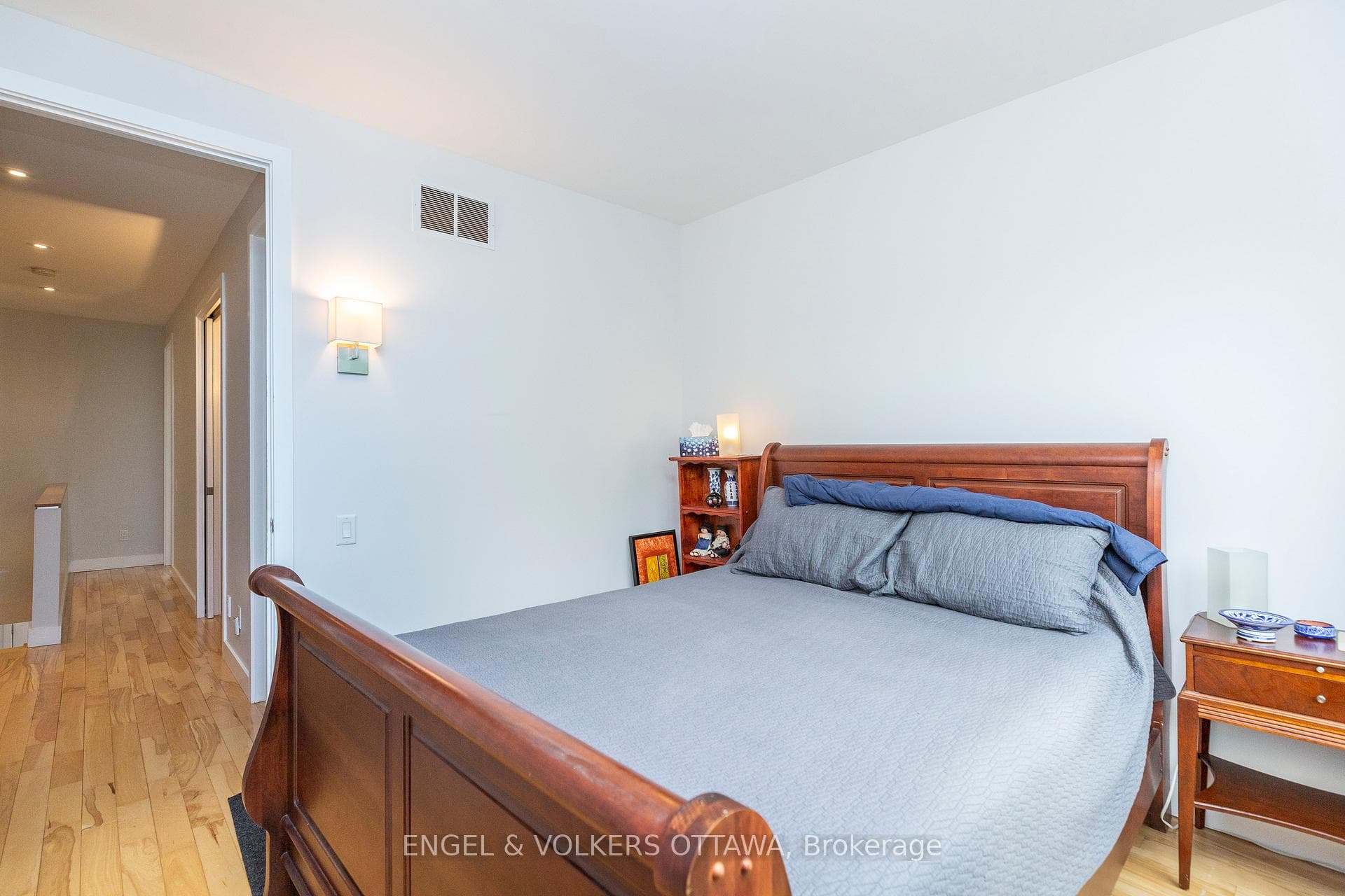 53 Vaughan Street photo 19