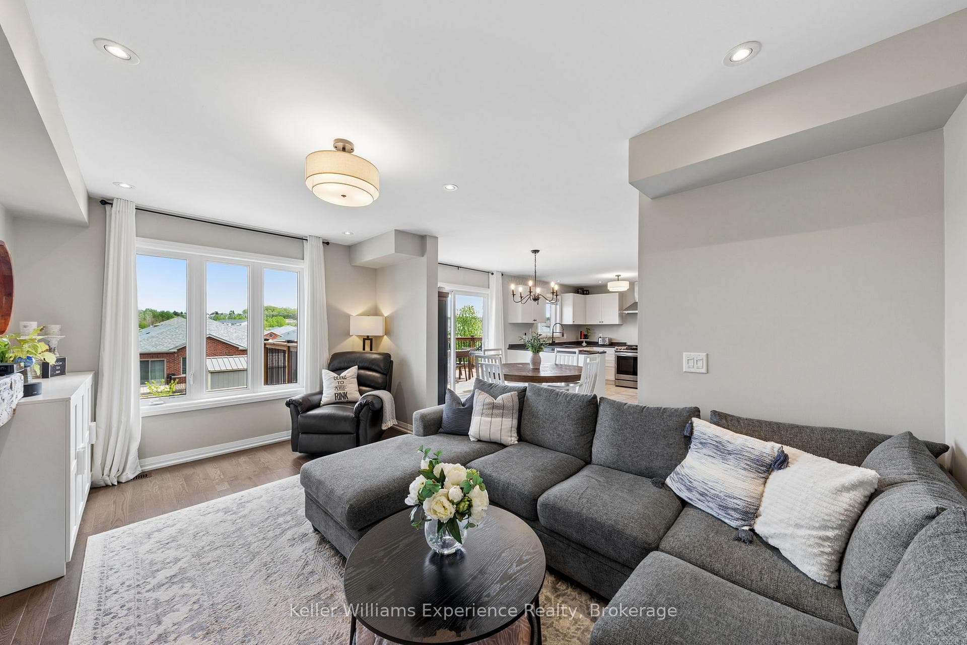 8 Hewson Street photo 12