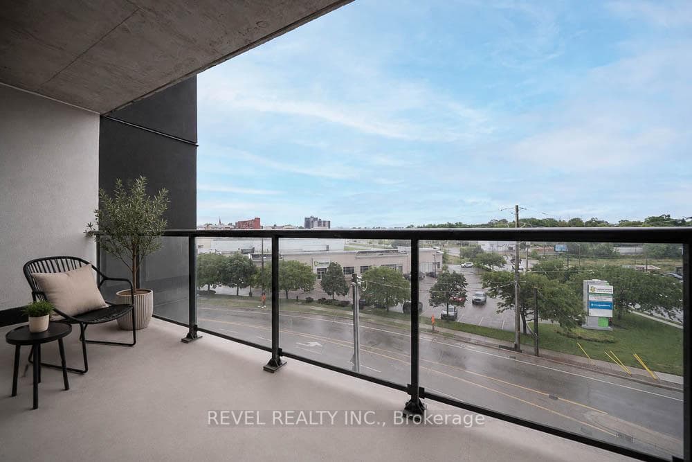 33 Erie Avenue Unit 406 photo 16