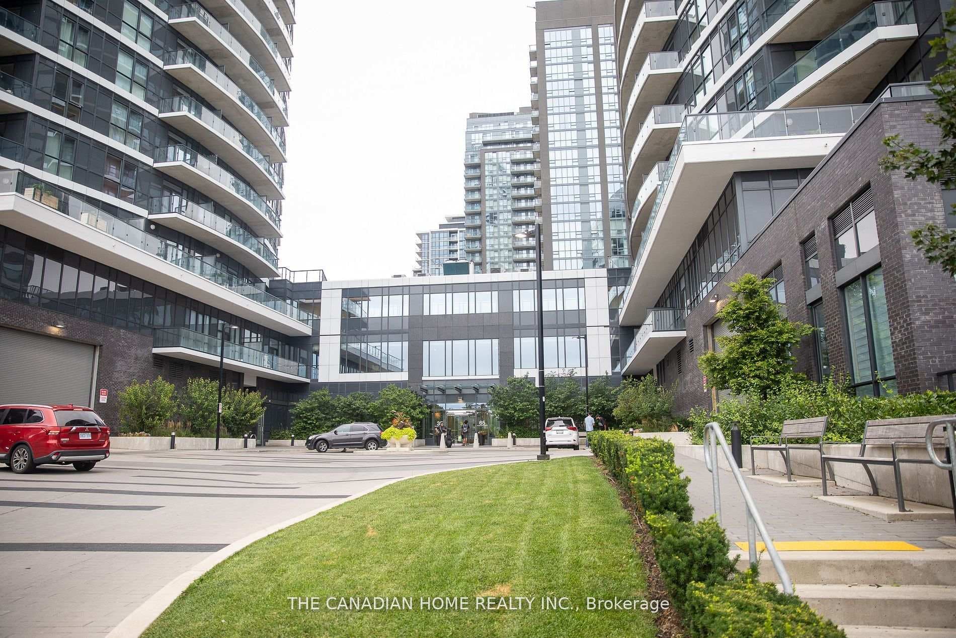 65 WATERGARDEN Drive Unit 710 photo 18