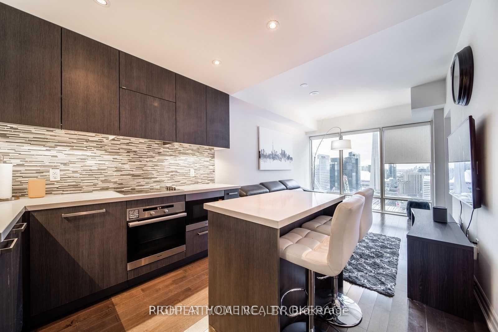 8 The Esplanade Street Unit 3203 photo 9