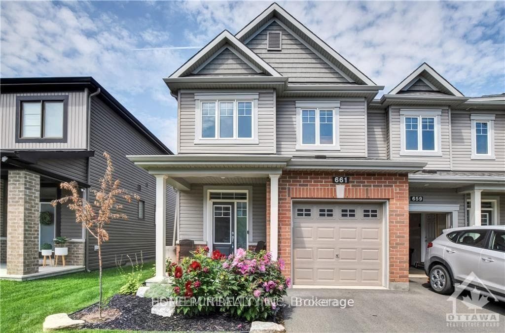 661 LAURALEAF Crescent photo 1