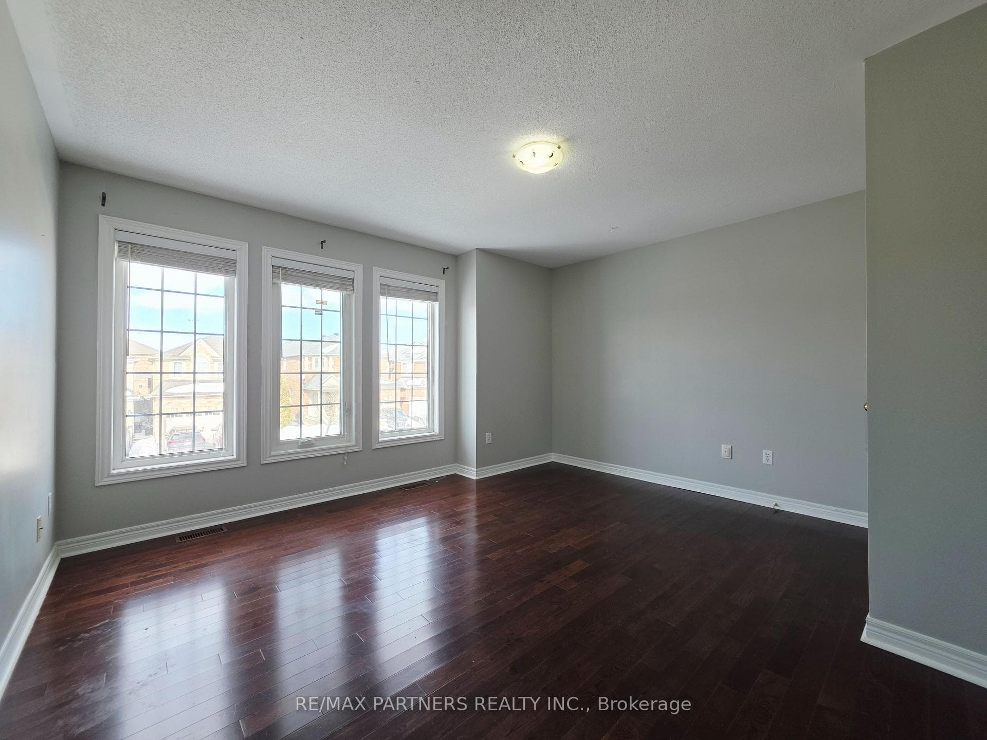 126 Collis Drive photo 34