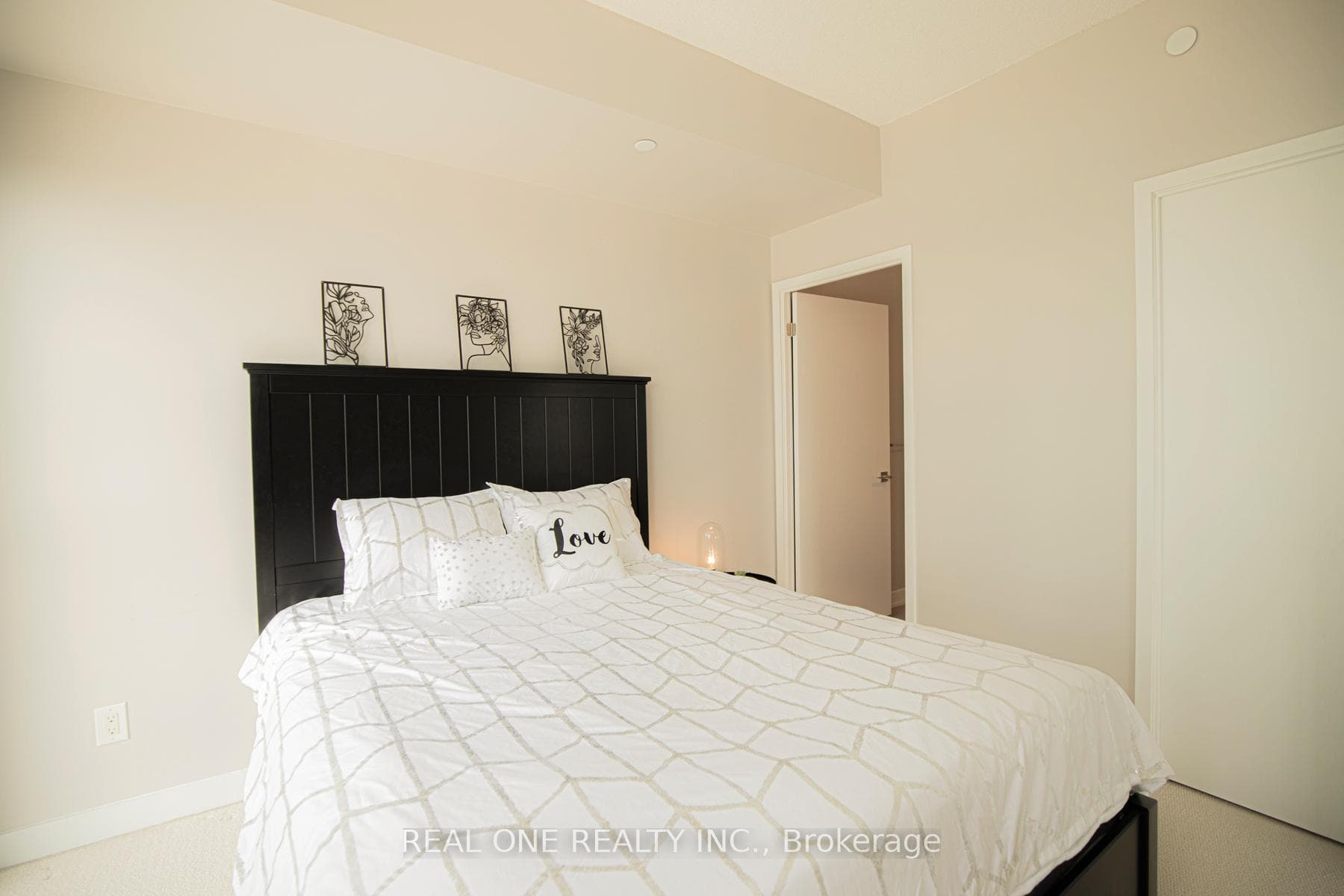 4011 Brickstone Mews Unit 1202 photo 15