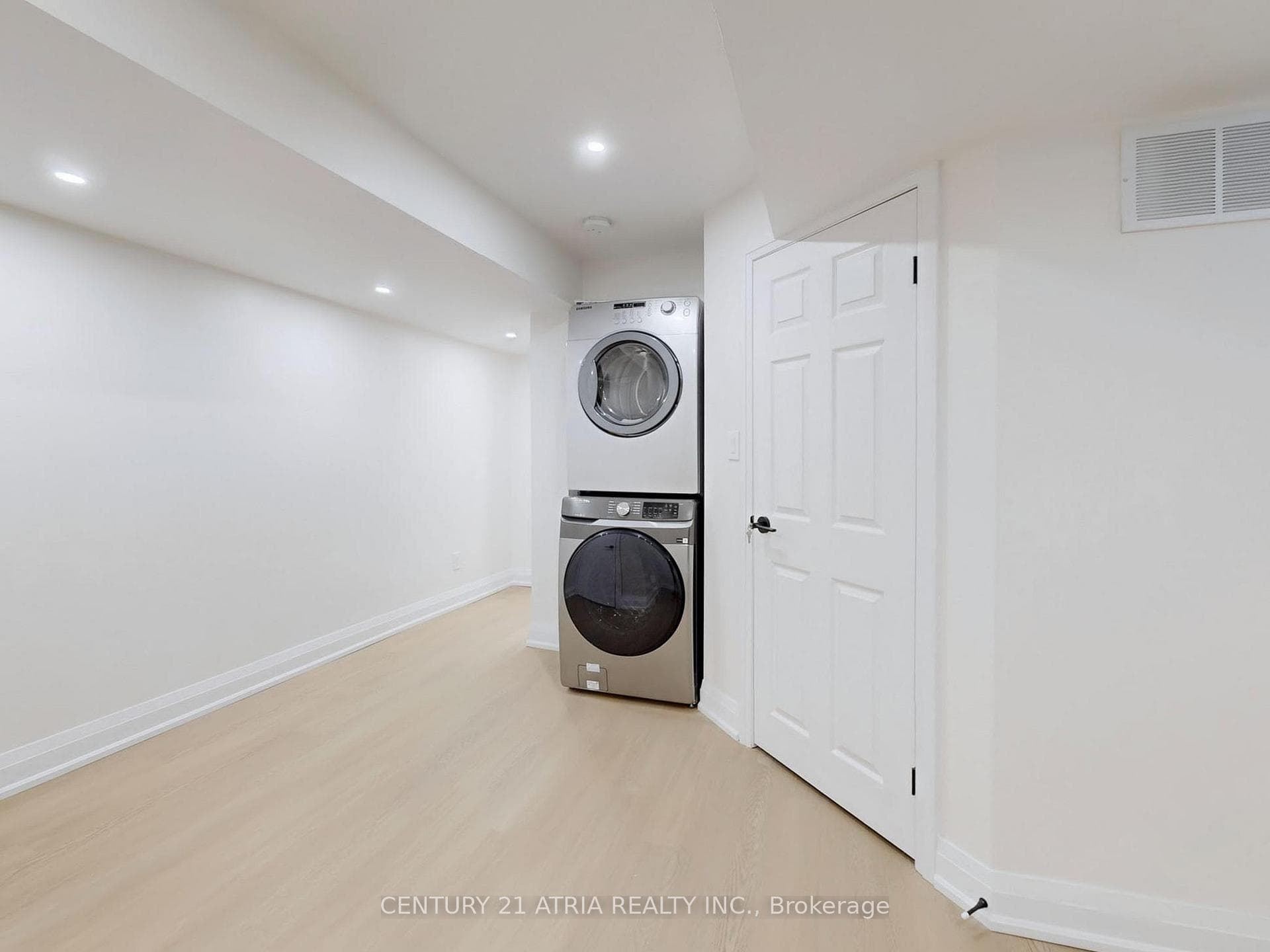 24 Pisanelli Avenue photo 31
