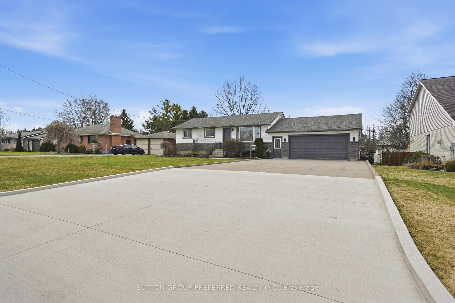 156 St George Street photo 3
