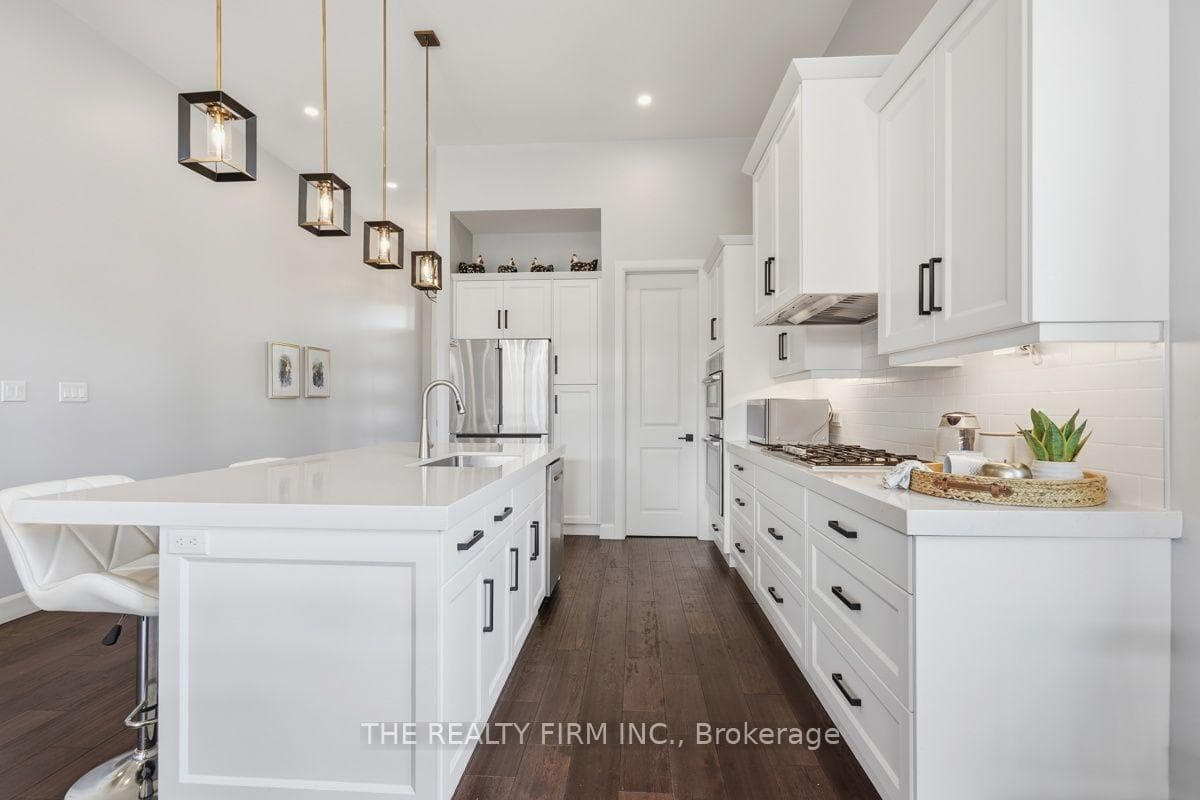 6990 Clayton Walk Unit 1 photo 9