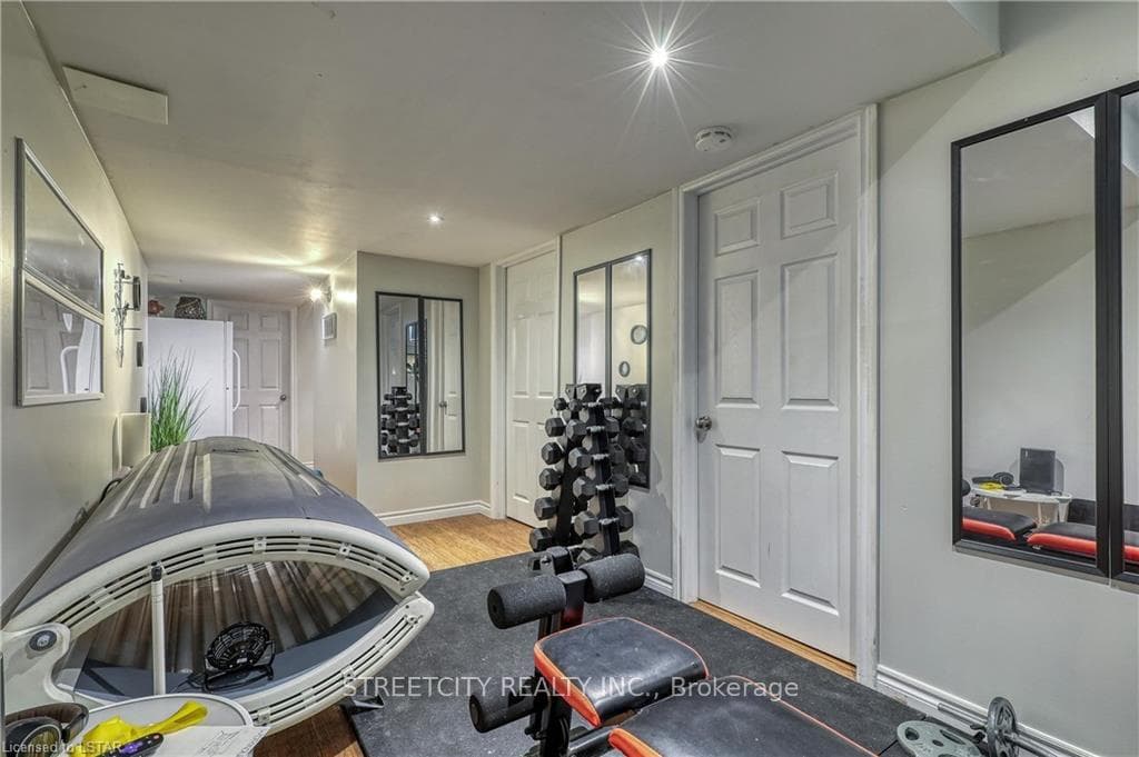 2 Mulberry Lane photo 29