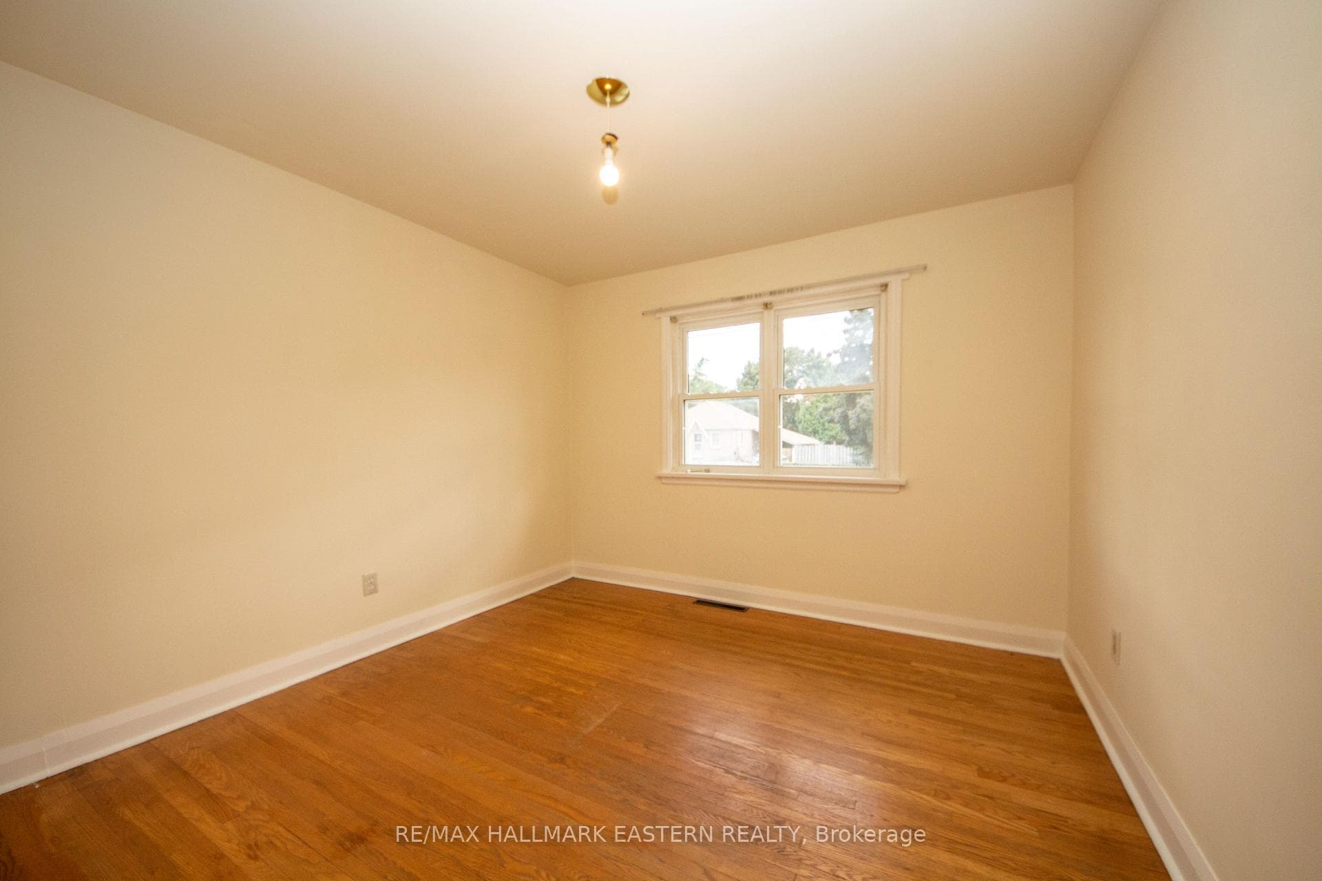 812 Argyle Street photo 14