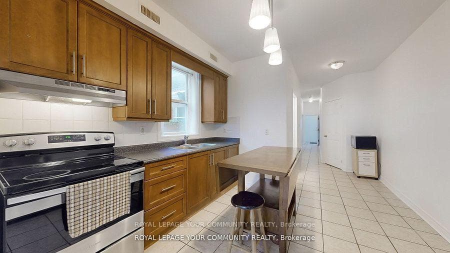 176 Lisgar Street Unit Main photo 12