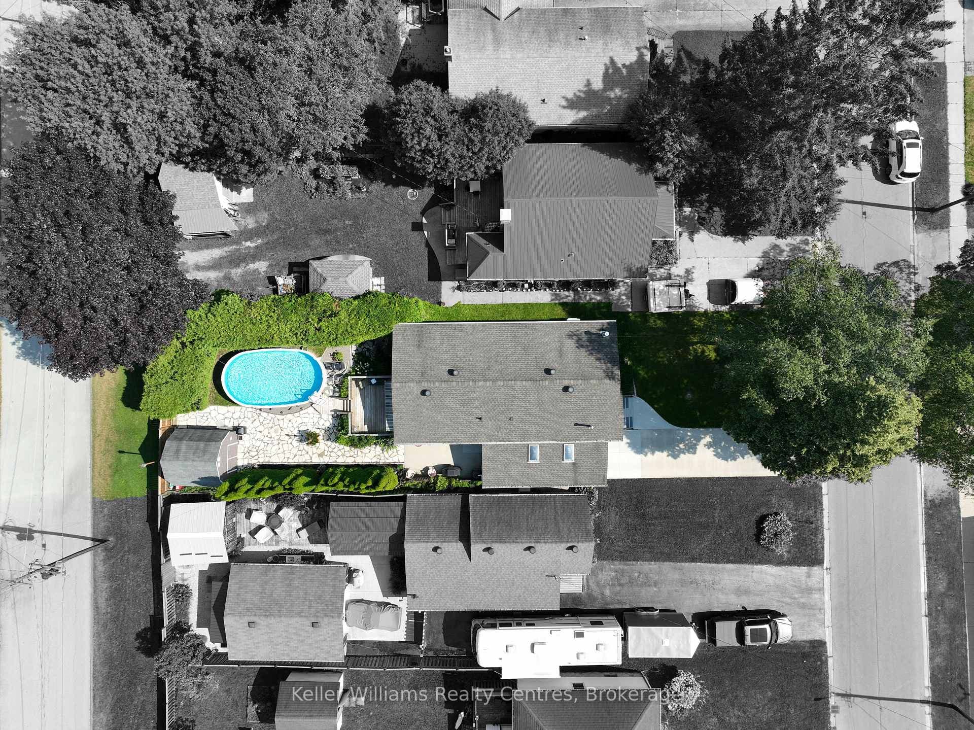 1568 5th Avenue photo 2
