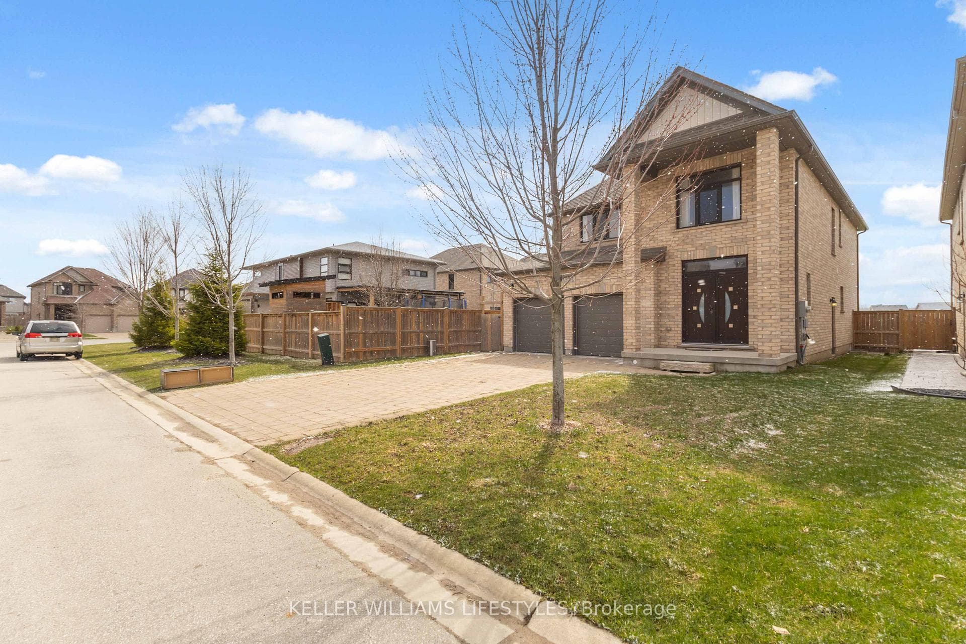 1943 Cedarpark Drive photo 3