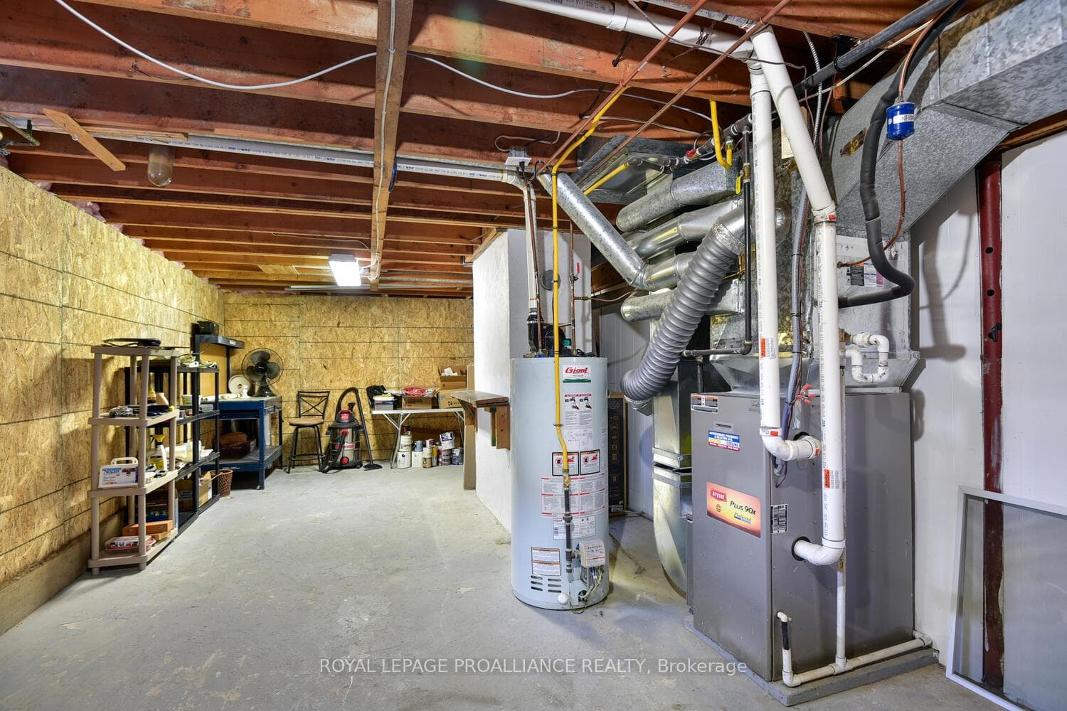 830 Joseph Street photo 18