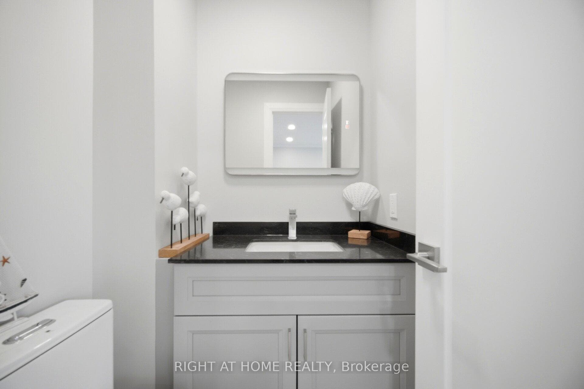 24 REID Drive Unit 8 photo 27