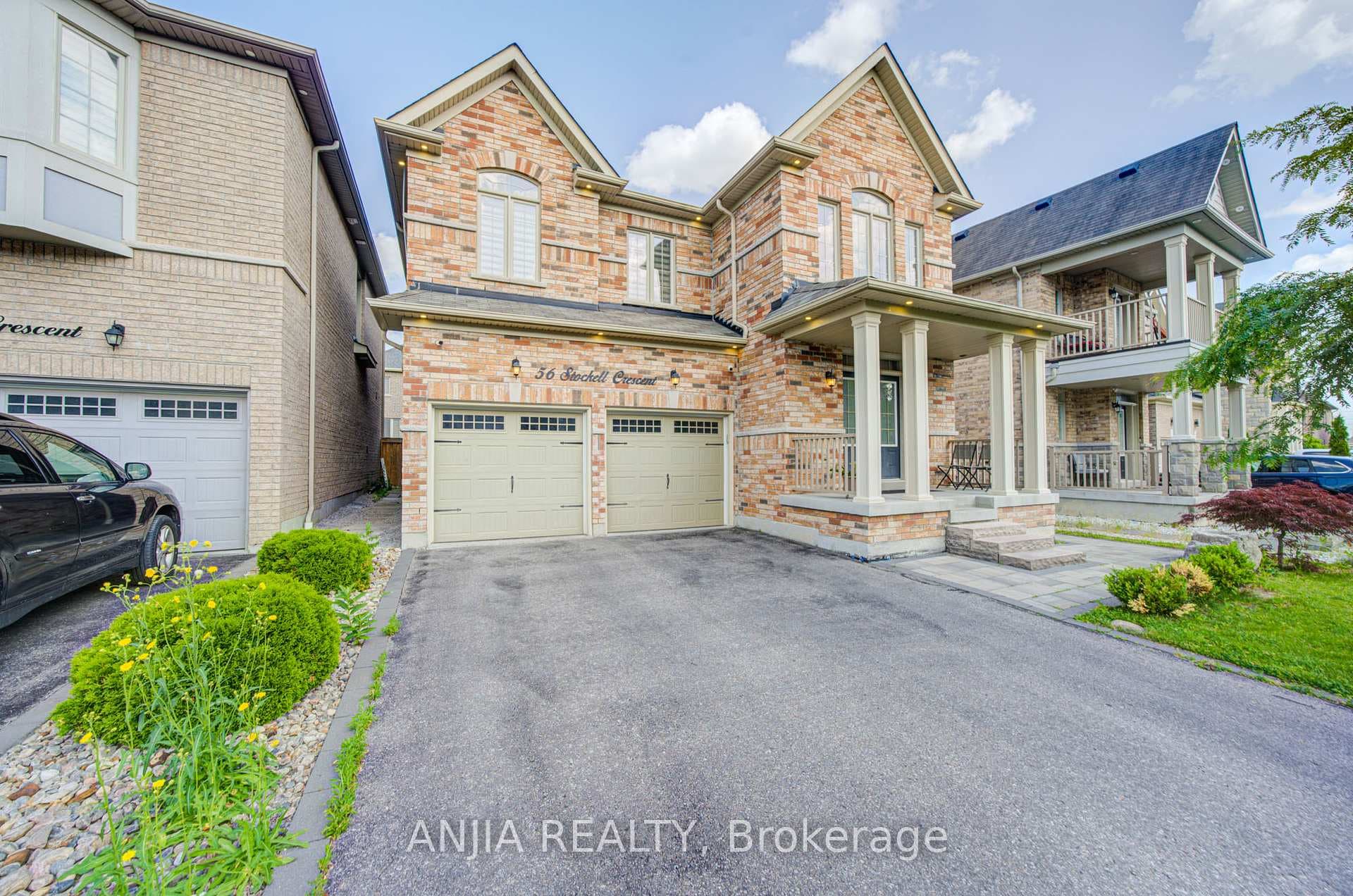 56 Stockell Crescent photo 1