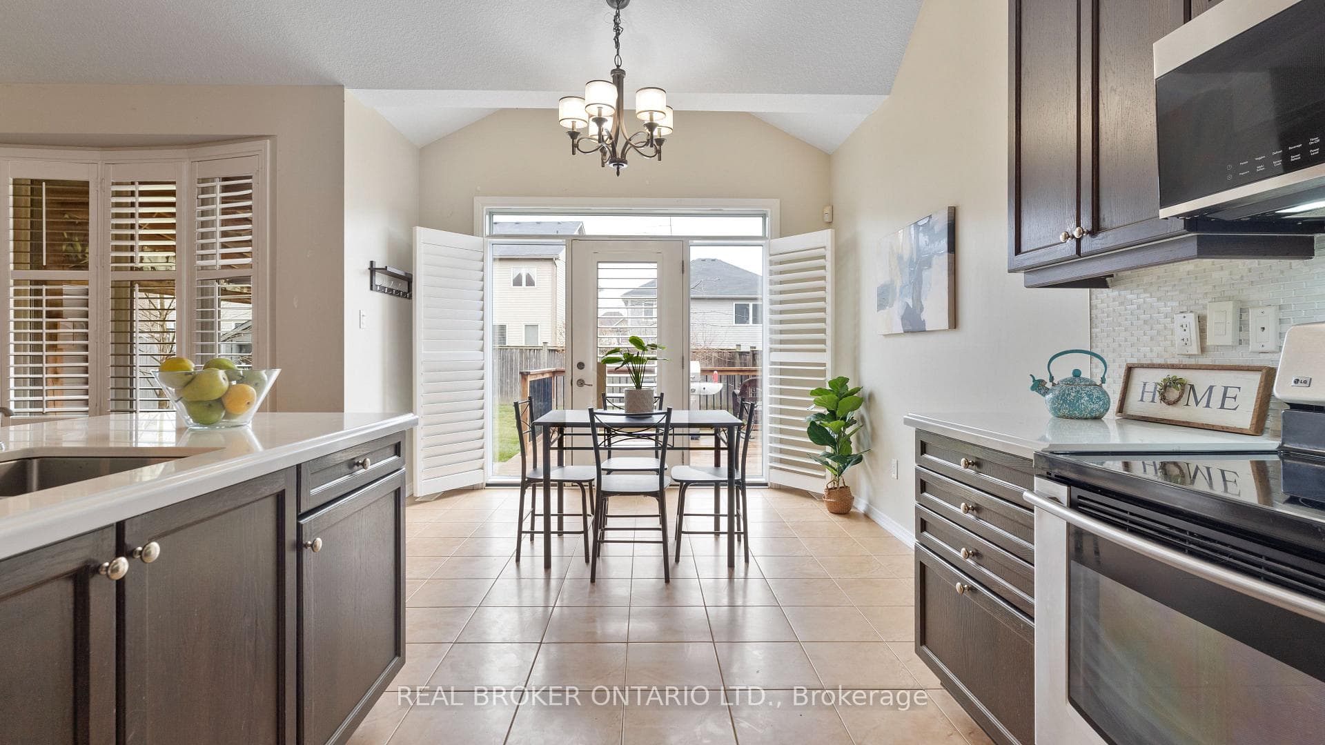 162 Powell Road photo 12