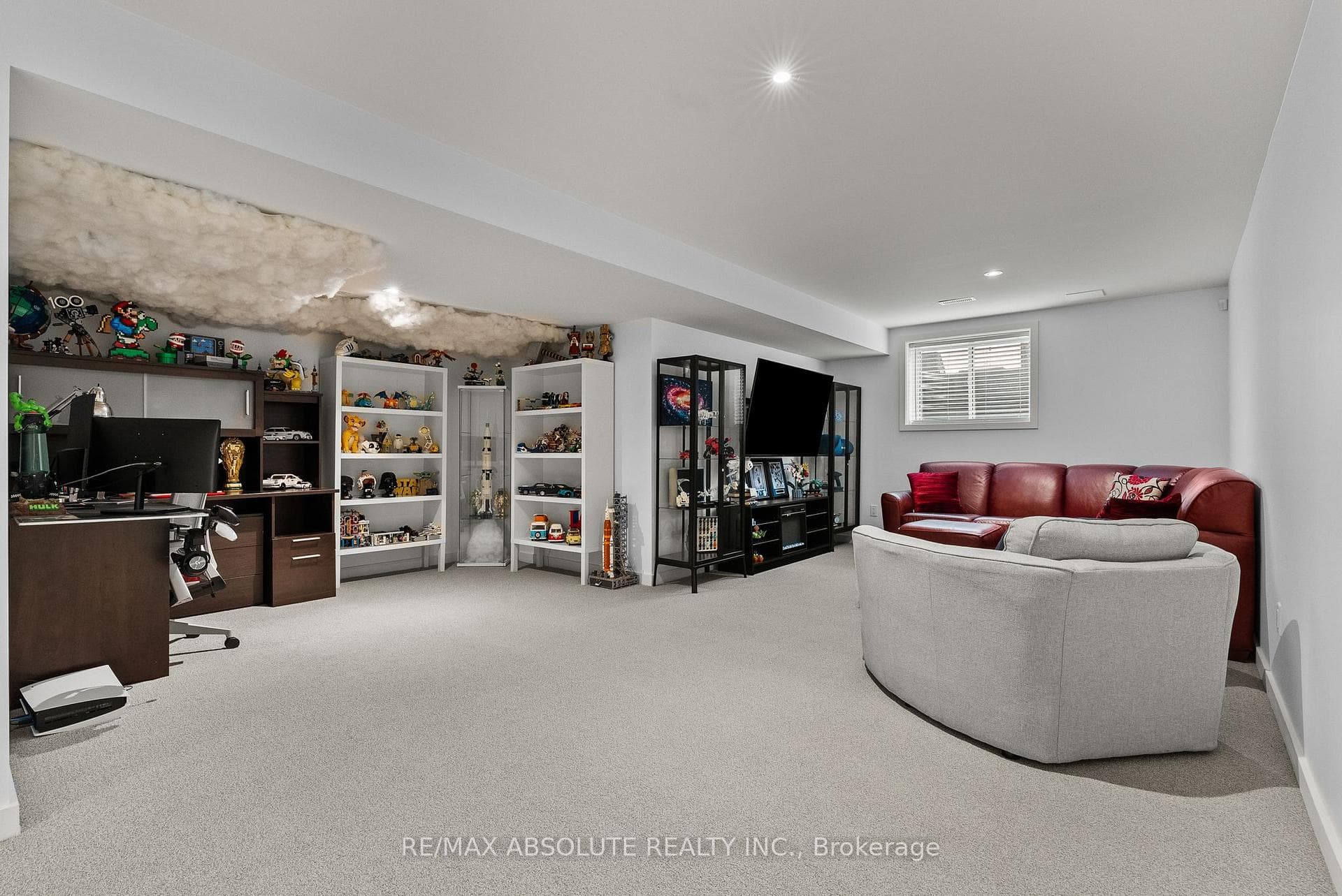 867 CHIPPING Circle photo 15