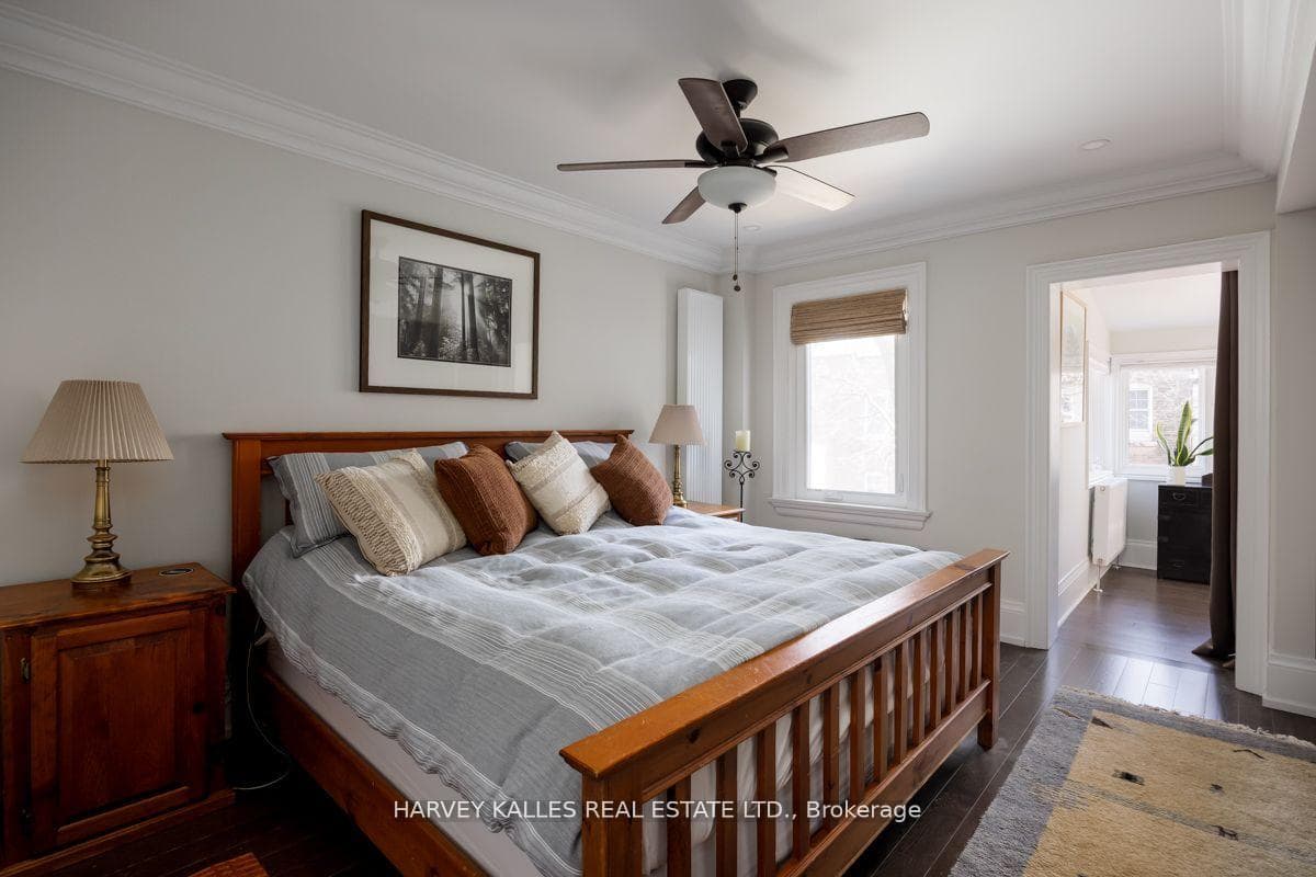 125 Hilton Avenue photo 13