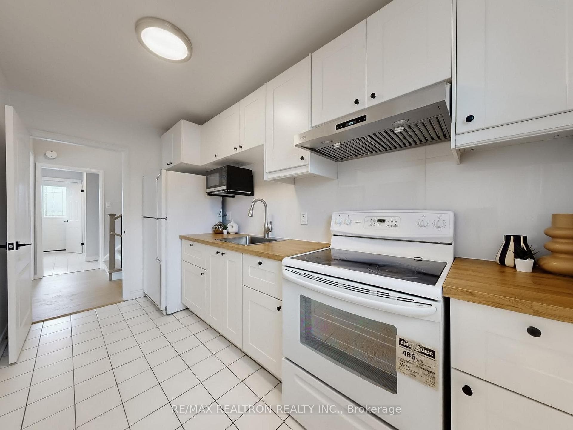50 Rockland Drive photo 18