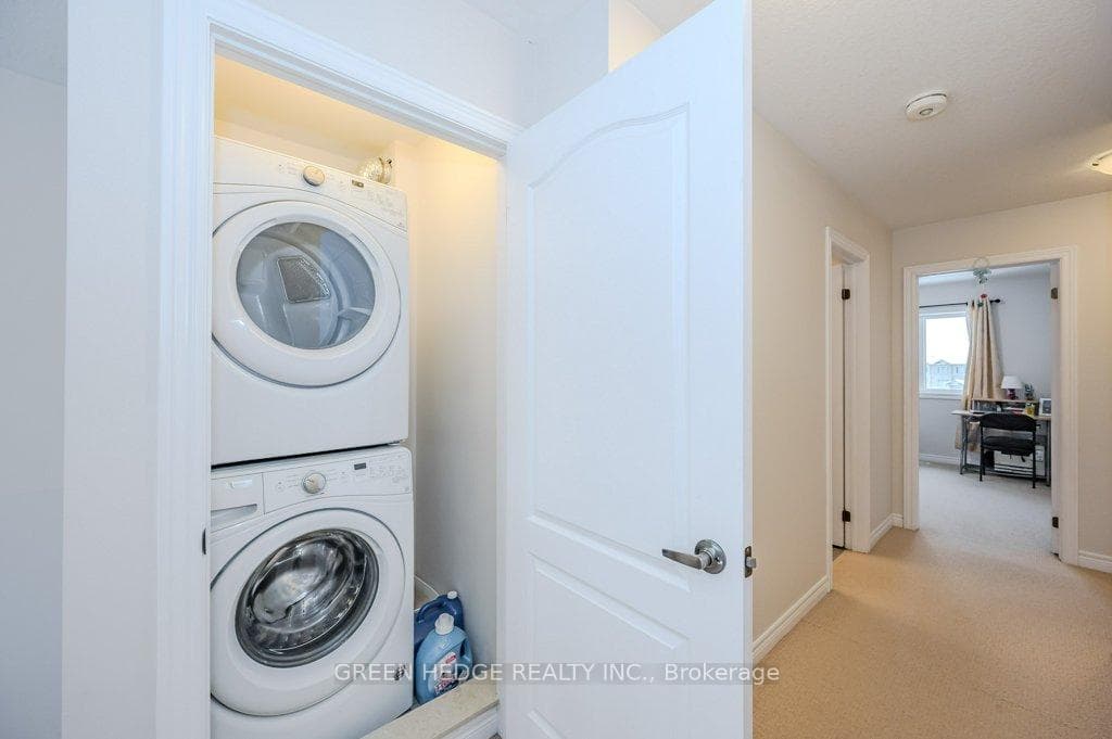 79 Pettitt Drive photo 33