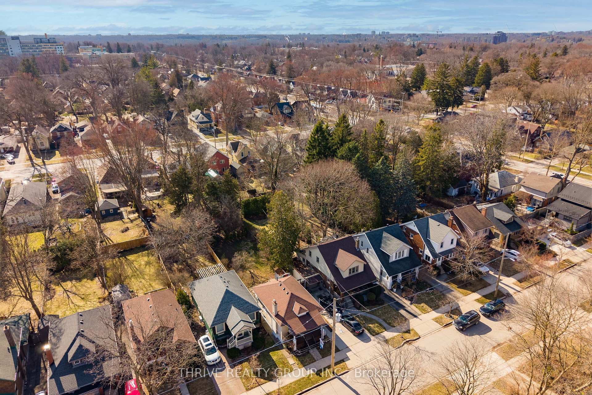 123 Thornton Avenue photo 37