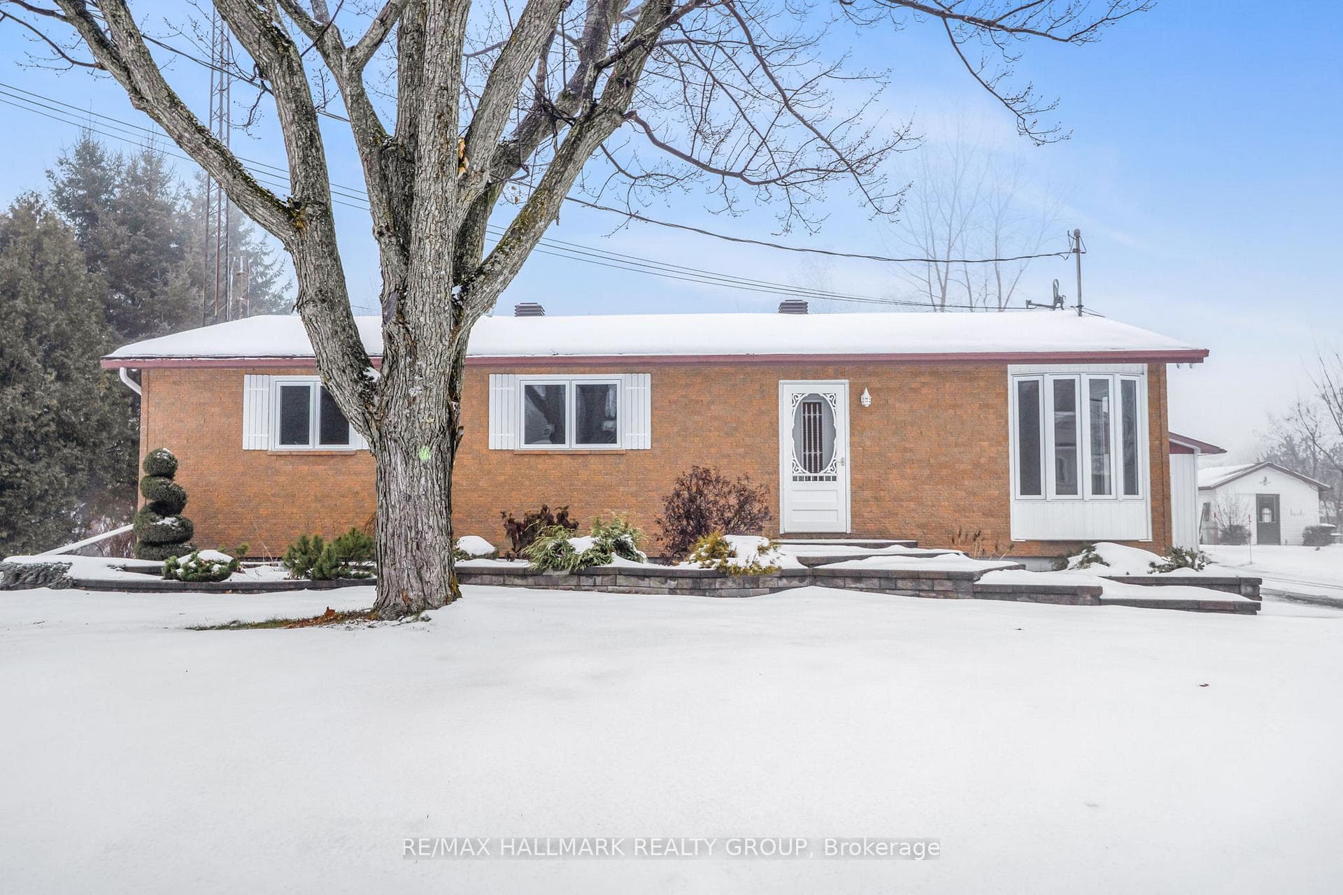80 Cadieux Street photo 2