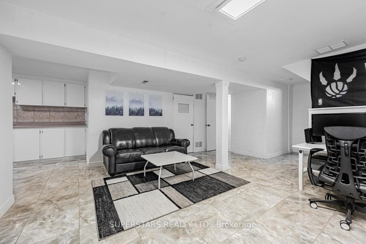 70 Lindylou Road photo 29