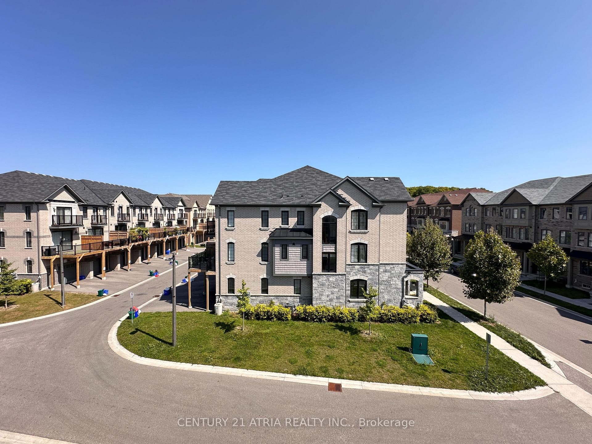 89 Cornell Centre Boulevard photo 12