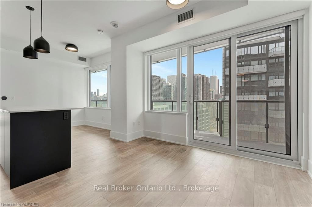 480 FRONT Street Unit 1706 photo 13