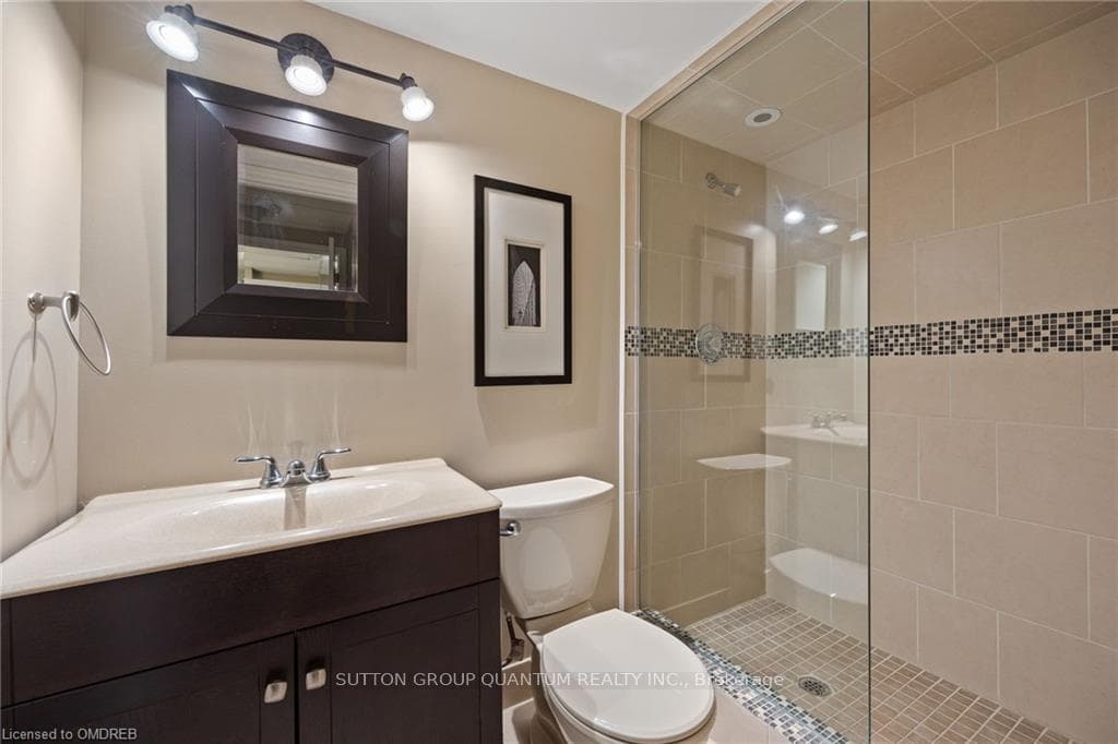 2485 Whitehorn Drive photo 32