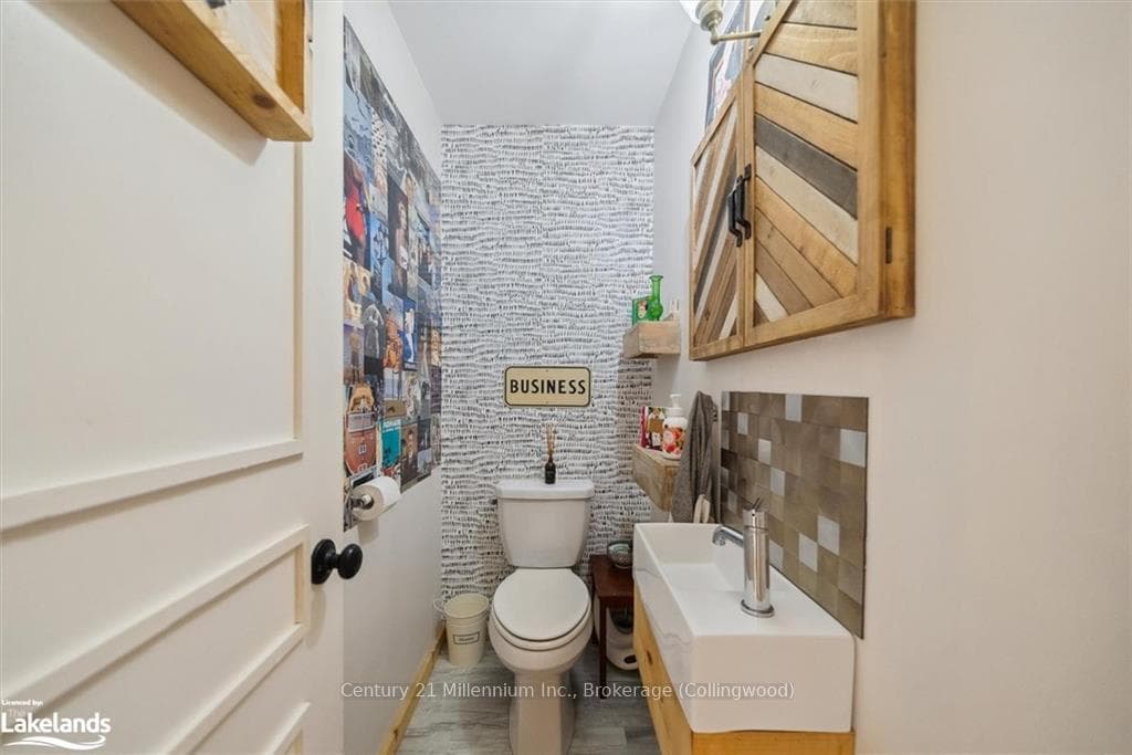 45125 LAKELET Road photo 19