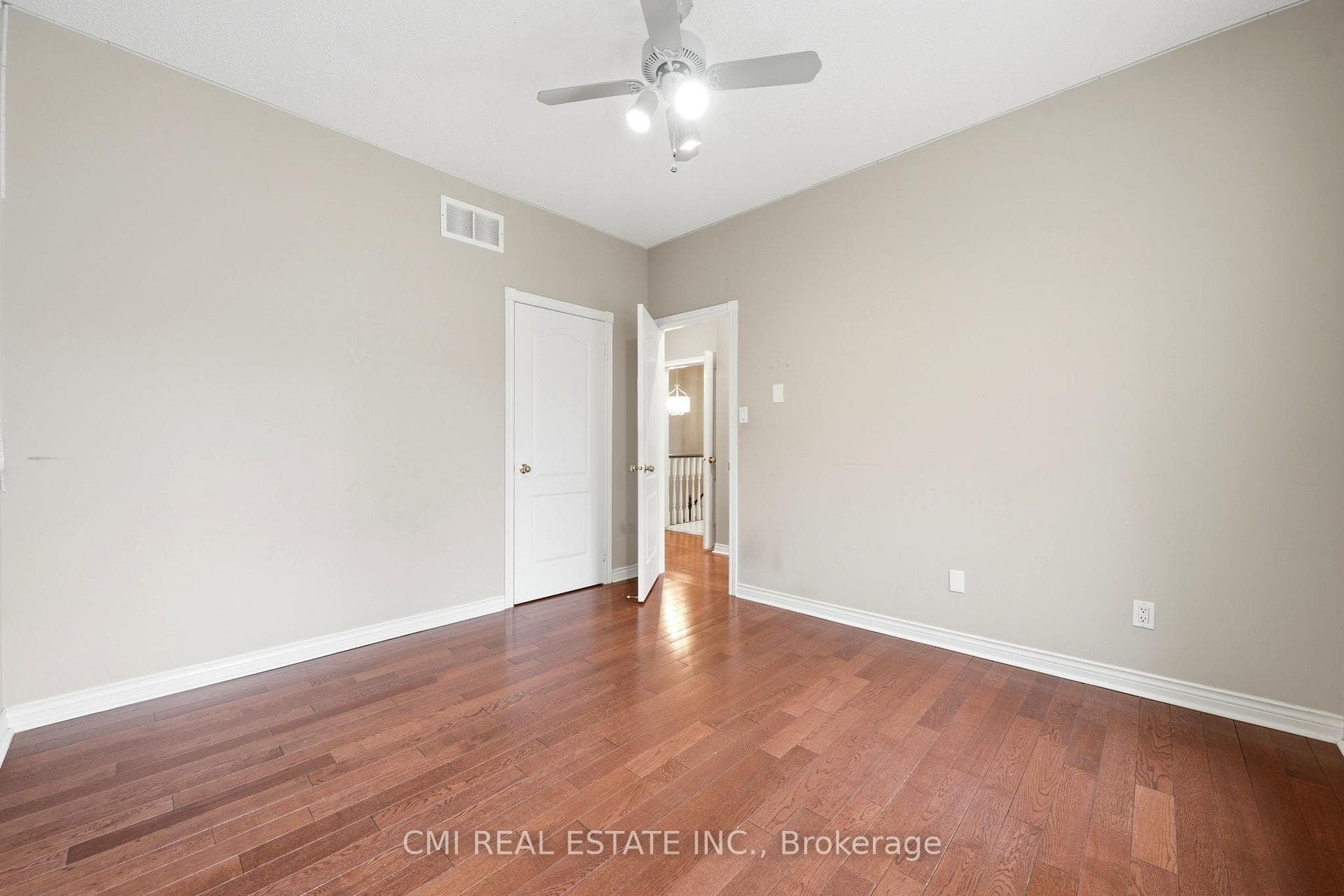 15 Treegrove Circle photo 24