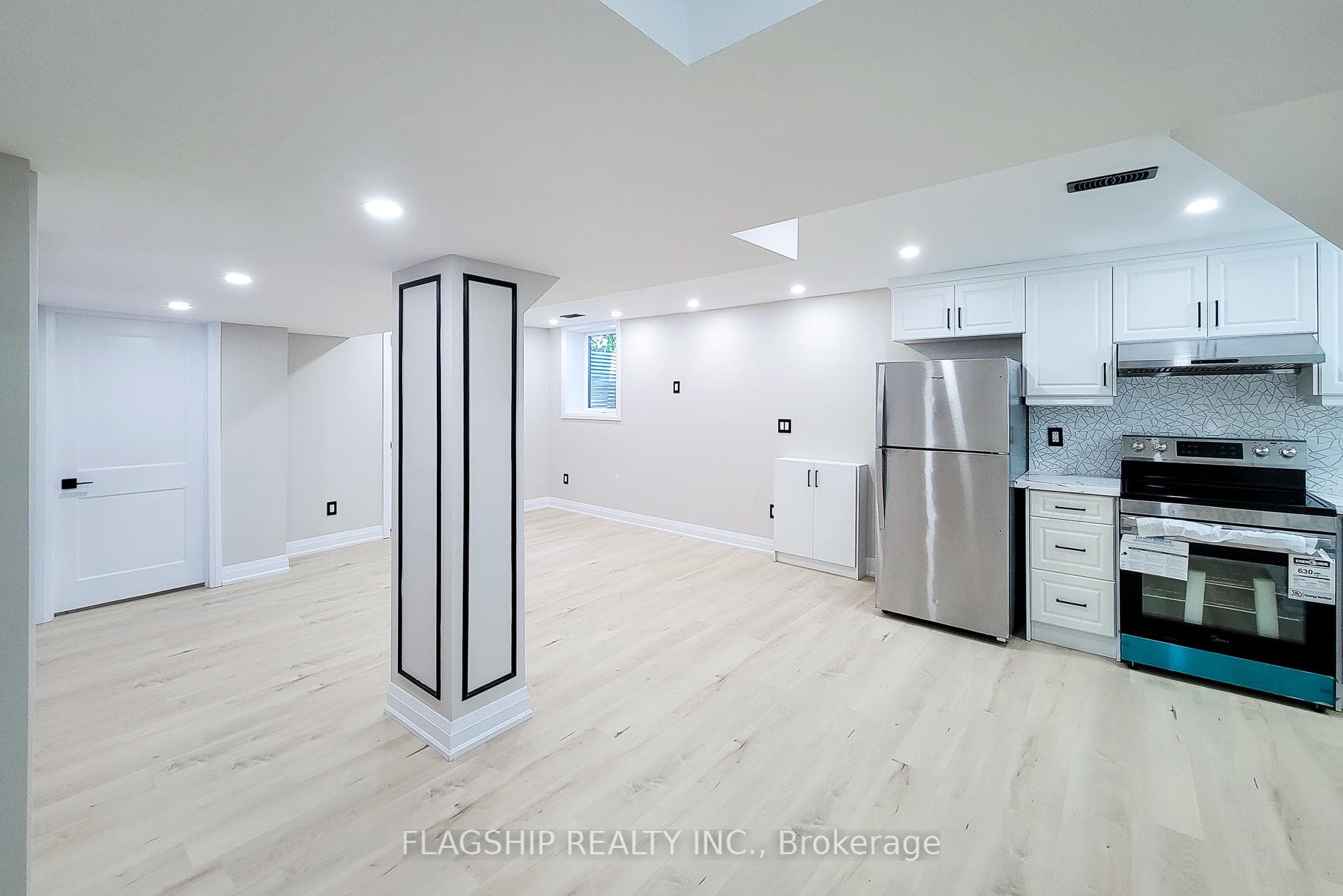 292 Glenholme Avenue photo 32
