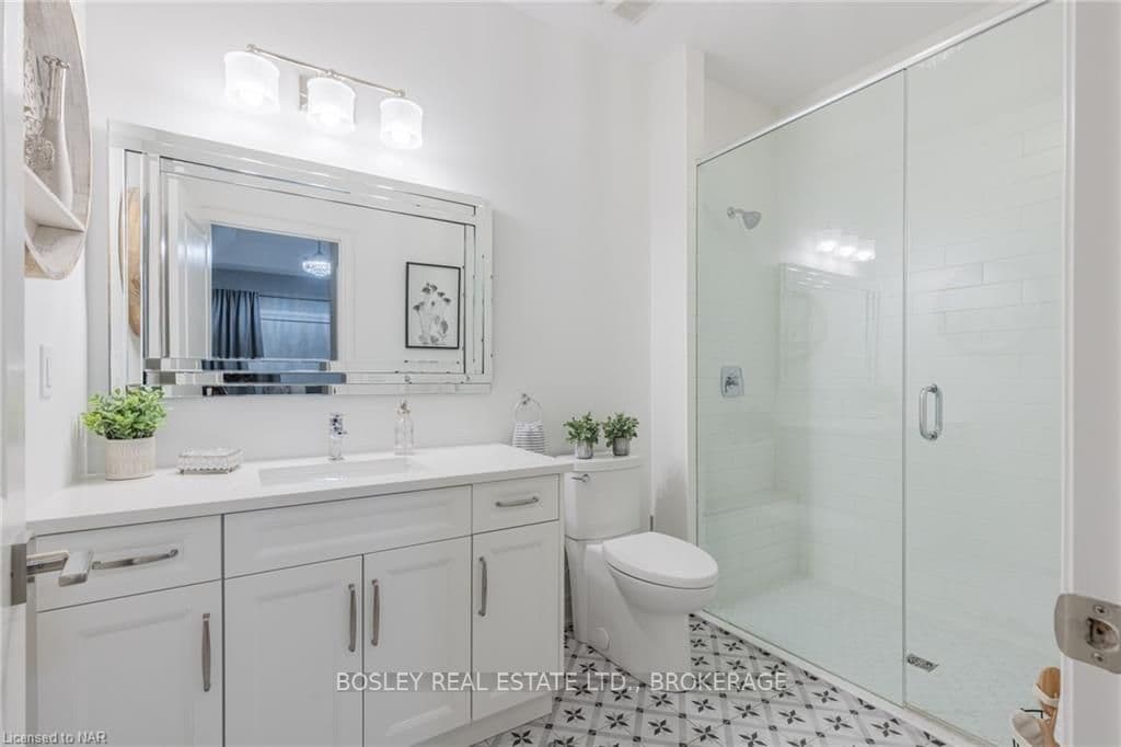 Ensuite with tiled walk-in shower