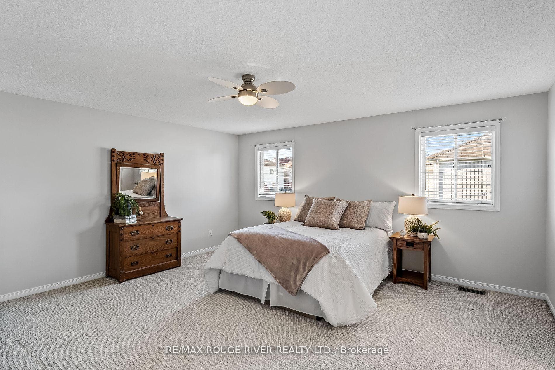 148 Goodwin Avenue photo 22