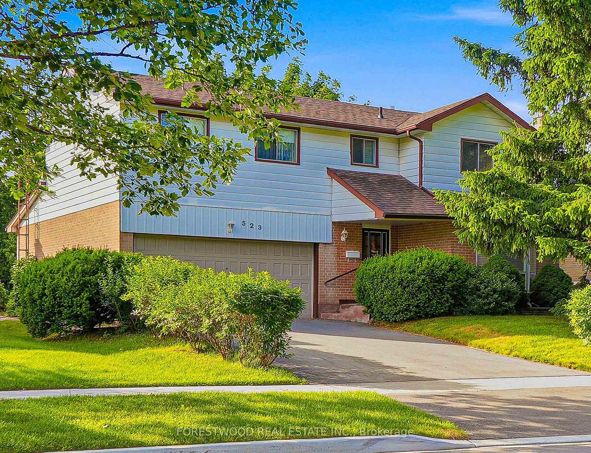 523 Hyacinthe Boulevard photo 37