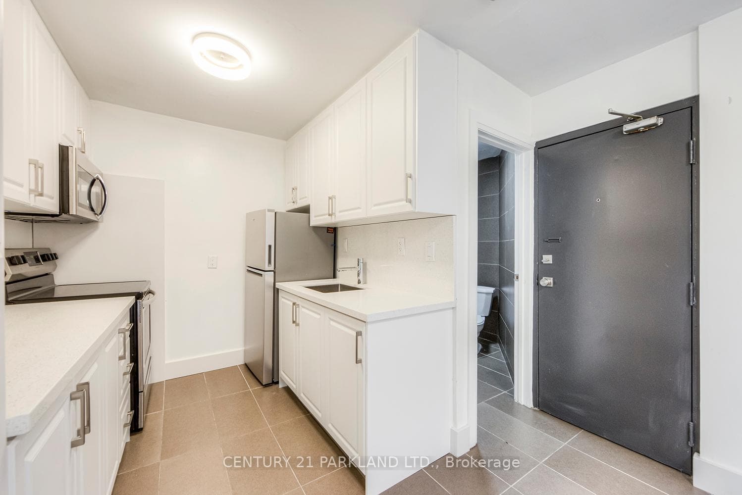 213 Queen Street Unit 6 photo 10