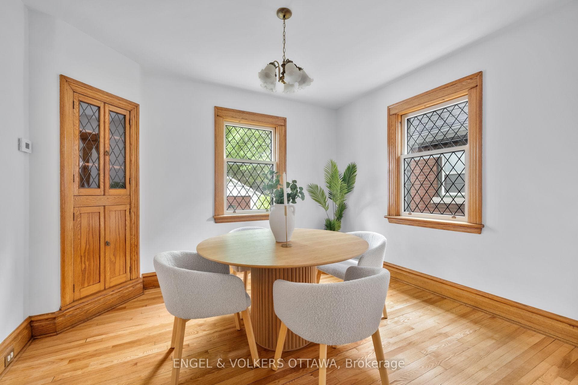 54 Glendale Avenue photo 15