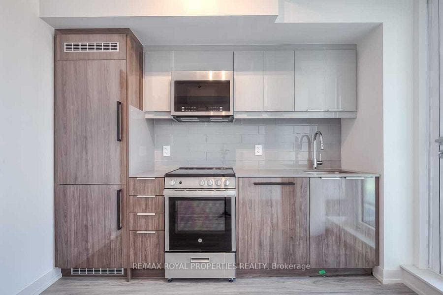 90 Glen Everest Road Unit 403 photo 11